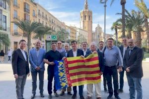 Giner celebra el acuerdo de colaboración con UNIÓ-N. “El valencianismo es más necesario que nunca en el Ayuntamiento”