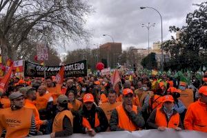 Los cazadores marcan la precampaña con una manifestación en Valencia