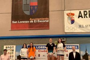 Triunfos para el bádminton de El Campello en los campeonatos celebrados en San Lorenzo del Escorial y Las Torres (Murcia)