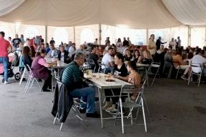 La comunidad rumana de la provincia celebra el Día de Europa en Almassora