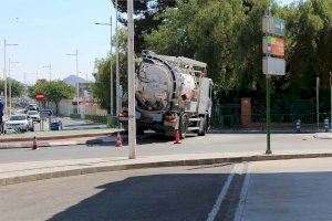 Novelda realiza trabajos de mantenimiento en el colector central de pluviales