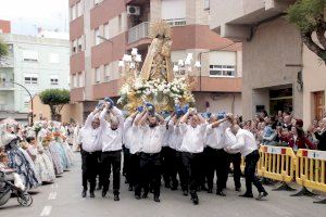 GALERÍA | Burriana honra a la Virgen de los Desamparados