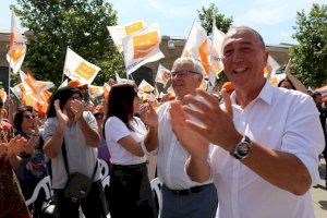 Compromís “riboluciona” València: “Estas elecciones votamos derechos o la derecha”