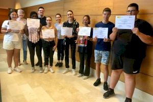 El alumnado del CIPFP de Dénia recibe el certificado del programa ‘Servicio Responsable’