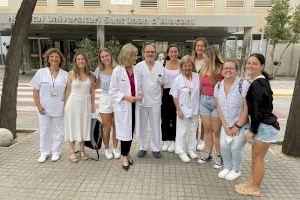 Enfermeras estadounidenses conocen el funcionamiento del Hospital de Sant Joan d’Alacant
