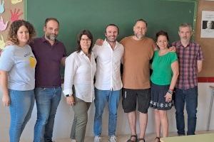 Los alumnos del PAC del IES Joanot Martorell reciben sus carnets de manipuladores de alimentos