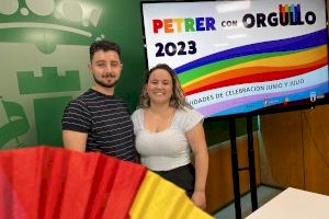 Petrer desplegará una bandera gigante de más de 7 m. hecha de ganchillo para celebrar el Orgullo LGTBI