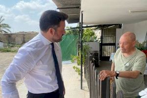 El alcalde de Elche visita los barrios del cementerio viejo y Patilla para “cumplir con los compromisos adquiridos con los vecinos”