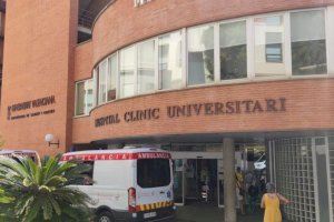 CSIF alerta de la saturación en Urgencias del hospital Clínico de Valencia con 55 pacientes en Observación hasta dos días