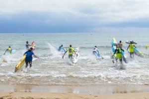 La platja de Gandia acollirà la VII Sup Race Citrosol aquest cap de setmana