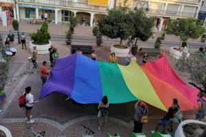 Altea commemora el Dia de l'Orgull LGTBIQ+ amb la seua joventut