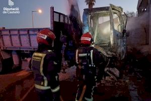 Un incendio arrasa la cabina de un camión estacionado en Burriana