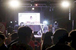 “Cultura de barri” ompli la Glorieta amb el tercer dels concerts de dj’s demandats a “Ontinyent Participa”