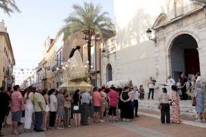 La Pobla Llarga recibe la visita de la imagen procesional de la Virgen de los Desamparados  