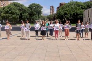 Minuto de silencio en Benidorm por la mujer asesinada en Pamplona