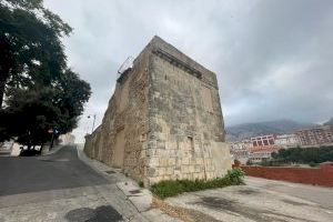 Arranquen les obres per a consolidar i posar en valor la torre-portal de Cocentaina