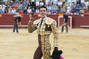 Talavante pasea una oreja en la tercera de la Feria de Julio