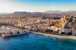 Esta es la ciudad de la Comunitat Valenciana preferida por los turistas internacionales para pasar sus vacaciones