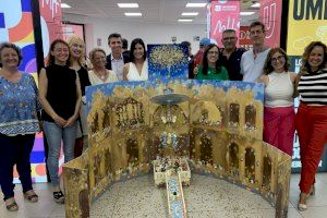 Presentación  en el Aula Plaça Baix de la UMH del material didáctico sobre el Misteri d’Elx ‘Anem a fer la Festa’