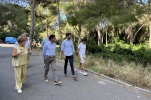 Els veïns del Saler demanen a Catalá la regeneració de la platja i un perímetre de seguretat contra incendis