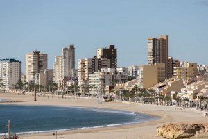 Impossible pegar ull en aquestes quatre ciutats valencianes: les mínimes no baixaran dels 25 °C