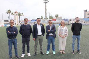 Ontinyent equipa el camp del Clariano amb il·luminació vàlida per a jugar partits internacionals