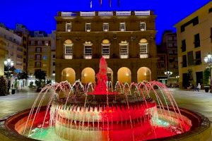 Castellón se ilumina con los colores de la bandera de España para rendir homenaje a la selección femenina de fútbol