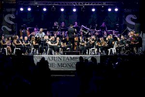 VIDEO | Polémica en un concierto de Moncofa: interrumpen con silbidos una canción de Al Tall