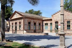 Finalizan las obras de aislamiento de las cubiertas de la Casa de Cultura de Foios