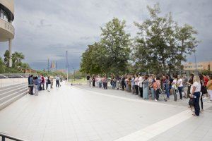 Concentració silenciosa en l'UJI per les dos últimes víctimes de la violència masclista a la Comunitat Valenciana