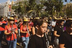 Las sociedades musicales de Valencia y sus escuelas de música muestran en un gran encuentro la labor artística y social