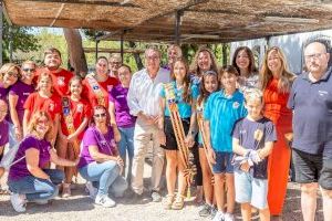 Las comisiones de Benidorm celebran en la Ermita de Sanz el ‘Mig Any Faller’