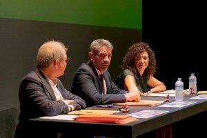 La Vicepresidència Primera i Conselleria de Cultura presenta la seua programació trimestral al Teatre Arniches d'Alacant