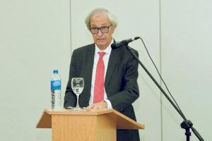 La Universidad Nacional de La Plata nombra a doctor ‘honoris causa’ a Manuel Atienza
