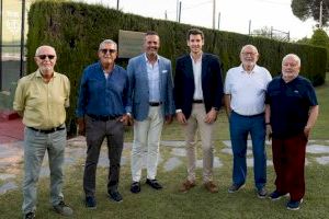 L’Alcalde i els grups municipals d'Ontinyent trien els guardonats dels premis “9 d’Octubre” 2023