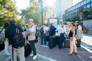 Sans i estalvis: arriba a València un grup de 36 valencians que havien peregrinat a Terra Santa