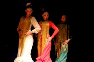 El Teatro Castelar acogerá el 17 de noviembre la representación de 'Tiempo eterno', obra de danza española y flamenco