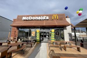 El gigante de las hamburguesas aterriza en Puçol: McDonald's abre su primer restaurante
