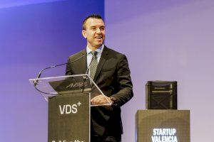 Vicent Mompó trasllada el suport de la Diputació a les empreses emergents a València Digital Summit