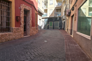 Finalizan las obras de reconversión en plataforma única y preferencia peatonal del centro urbano