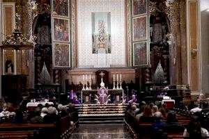 El Arzobispo preside las vísperas, misa conventual y responsos, en la Catedral