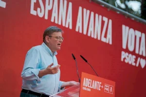 Ximo Puig rechaza el acto contra la amnistía en Valencia: "Se calienta a la sociedad de manera irresponsable"