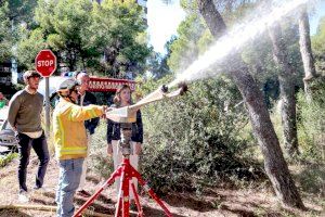 Comienza la instalación de los cañones de agua en el Saler para evitar incendios como los recientes