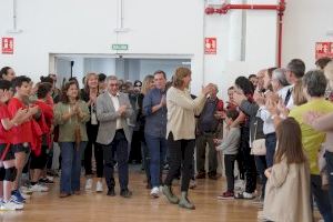 Xàtiva estrena el nuevo pabellón deportivo y rinde un emotivo homenaje a la ex jugadora Pilar Larriba Sala