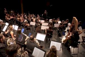 VIDEO | Estreno mundial en Burriana: Así suena la pieza musical obra de un compositor alemán dedicada a la ciudad