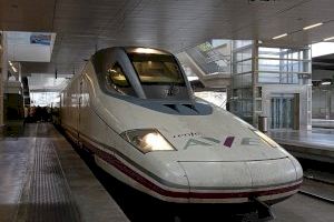 Renfe se sube al tren del Black Friday con billetes 'Superprecios' en alta velocidad