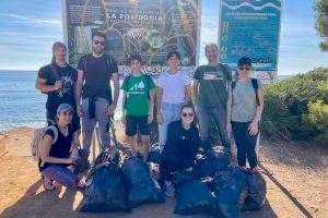 Limpieza de costas en Castellón de la mano de Enredadera Jove