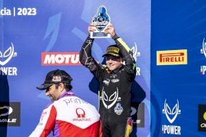 Enzo Zaragoza sube al podio en la final del mundial de MiniGP