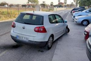 Una conductora comet dues infraccions en dos vehicles diferents a Alboraia en tot just minuts de diferència