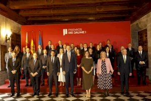 Felipe VI destaca la excelencia científica al servicio del bienestar y el desarrollo humano en los Premios Jaume I